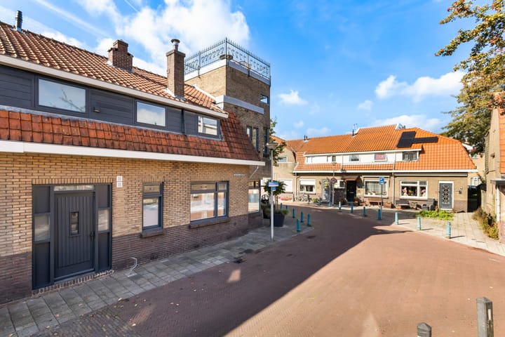 Foto 4 van Woudstraat 1