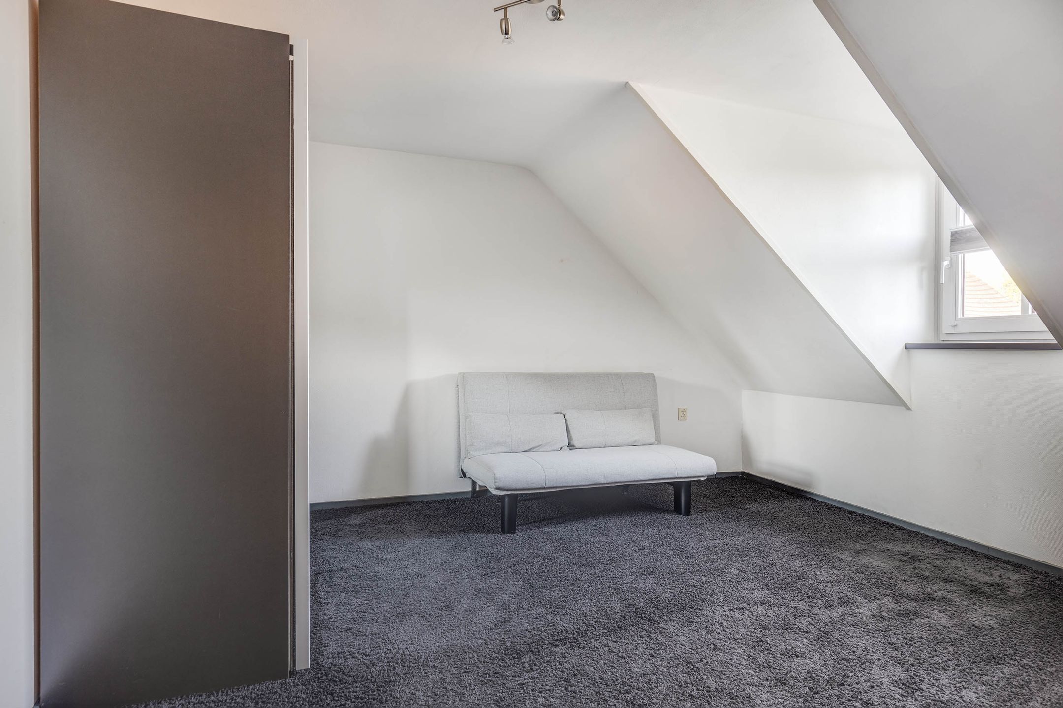 Photo 39 of Geverikerstraat 111