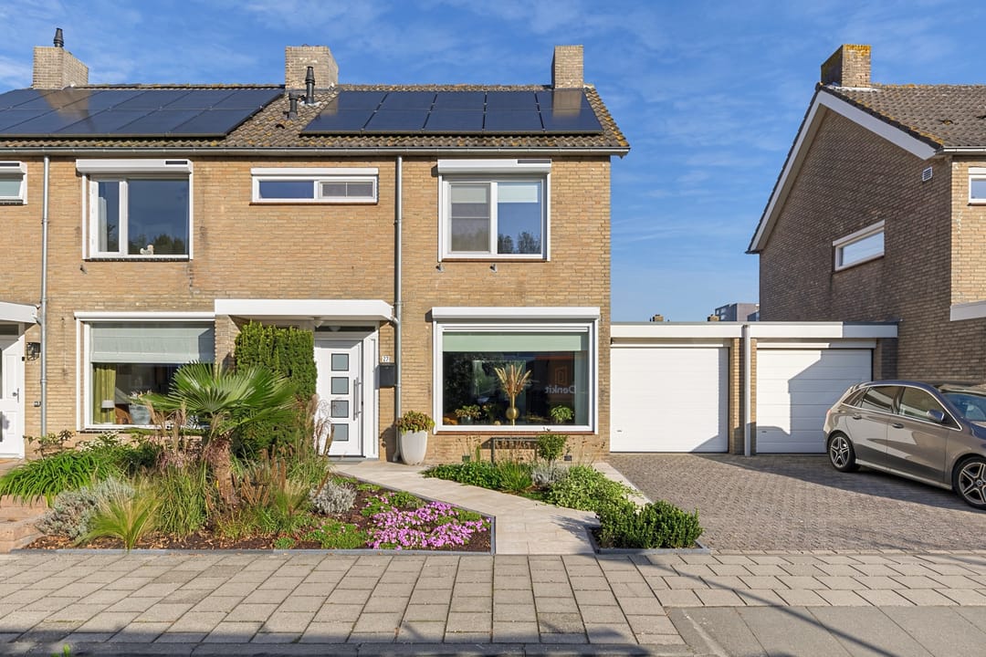 Photo 53 of Van Eedenlaan 27