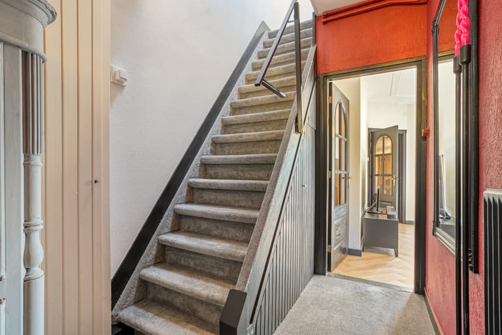 Twee-onder-één-kap te koop: Rozenstraat 19, Almelo