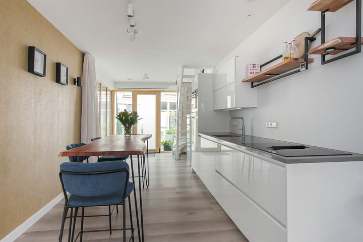 Foto 4 van Naaierstraat 31-E
