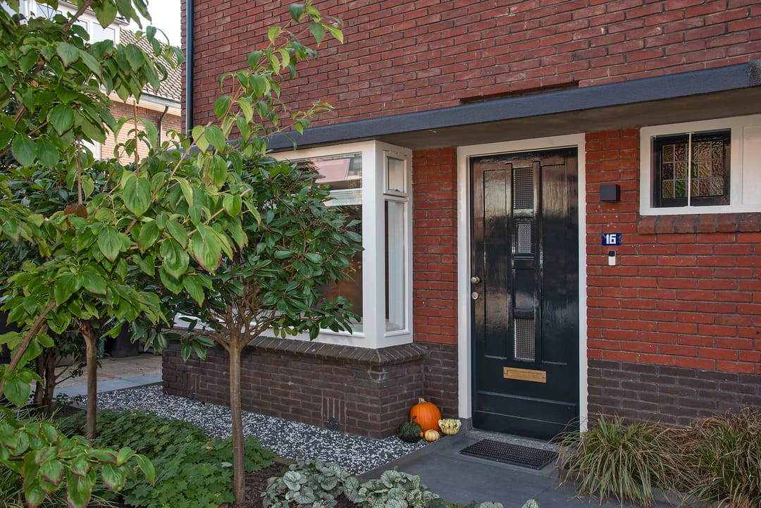 Foto 46 van Esdoornstraat 16