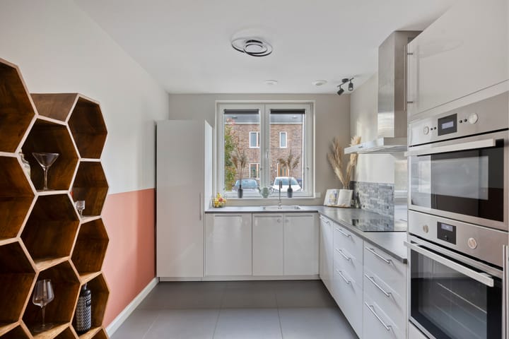 Tussenwoning te koop: Zomertaling 15, Hendrik-Ido-Ambacht