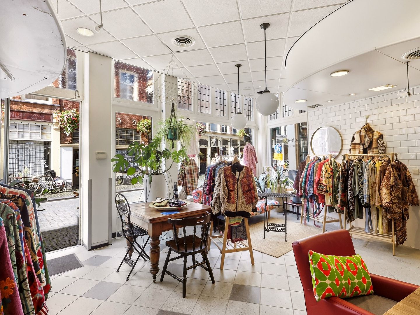 View photo 4 of Lange Hofstraat 28