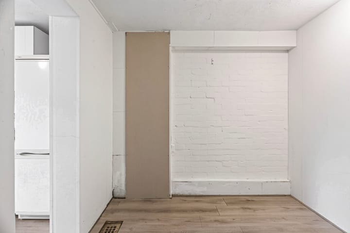 Tussenwoning te koop: De Houtmanstraat 131, Arnhem
