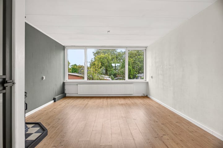 Tussenwoning te koop: De Houtmanstraat 131, Arnhem