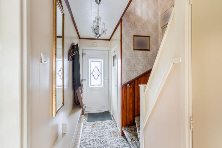 Tussenwoning te koop: Van der Trappenstraat 30, Honselersdijk