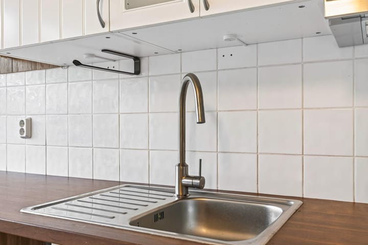 Tussenwoning te koop: De Houtmanstraat 131, Arnhem