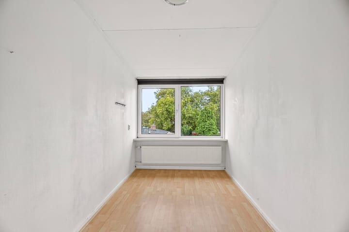Tussenwoning te koop: De Houtmanstraat 131, Arnhem
