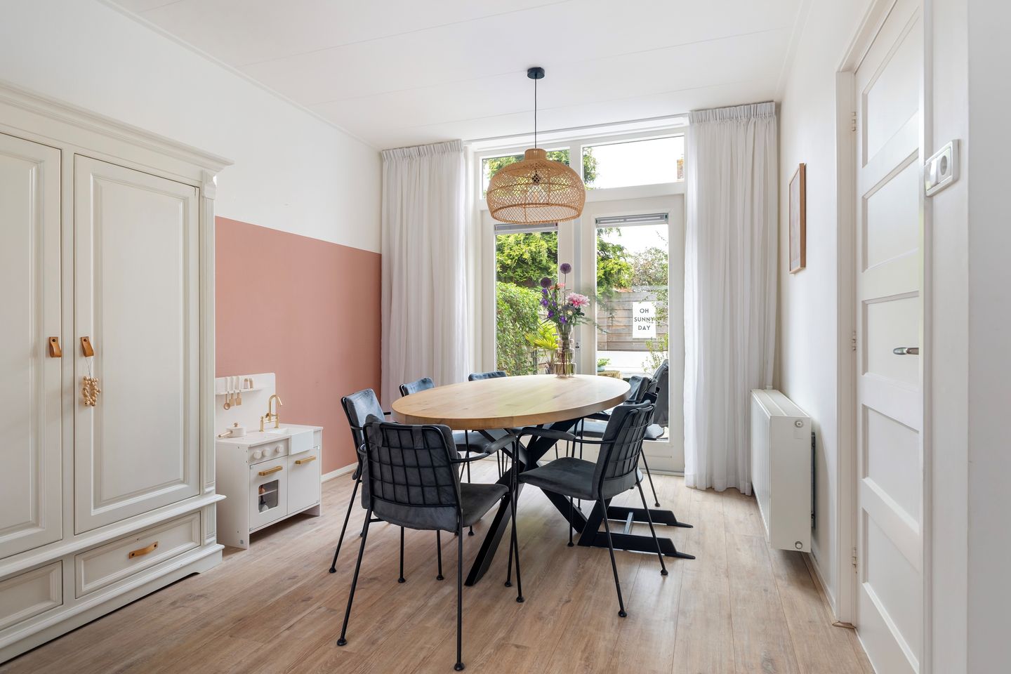Photo 10 of van Ostadestraat 58