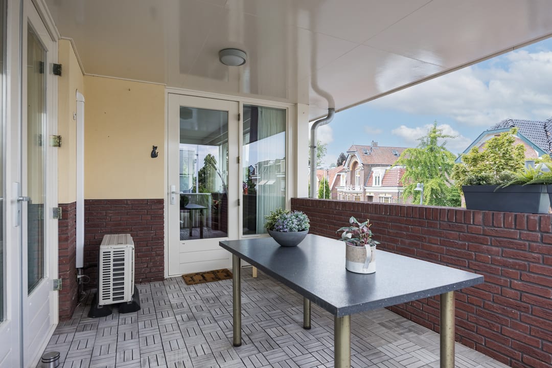 Photo 17 of Grotestraat 243-A