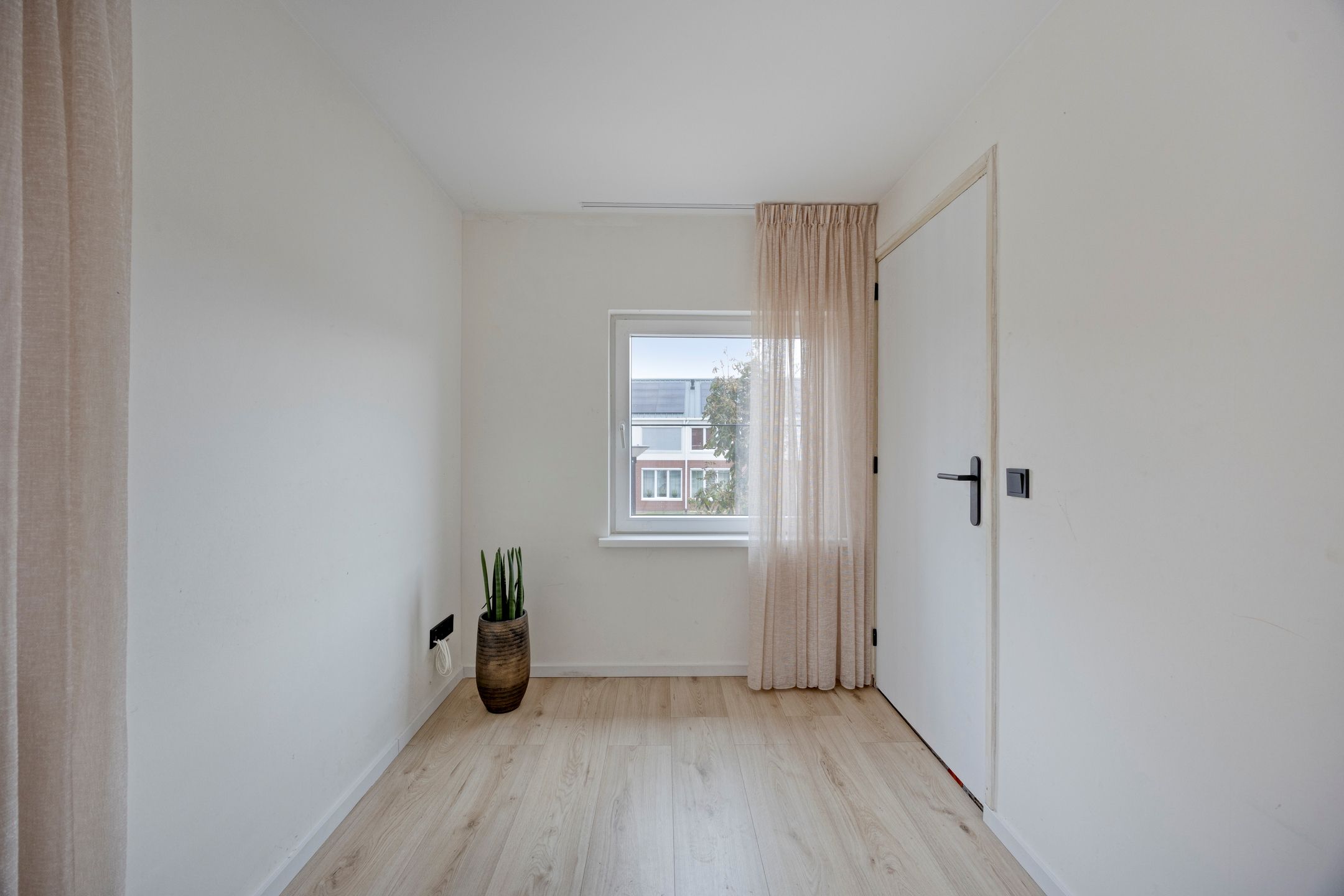 Photo 27 of Rozenstraat 48
