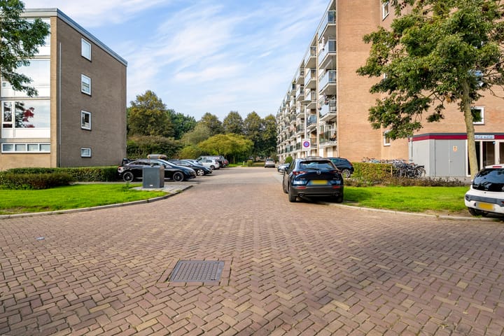 Tussenwoning te koop: Telemannstraat 118, Zwolle