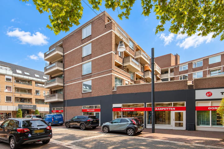 Appartement te koop: Joep Nicolasstraat 300, Roermond