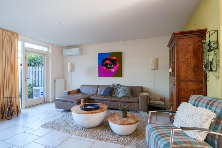 Tussenwoning te koop: Klimtstraat 3, Almere