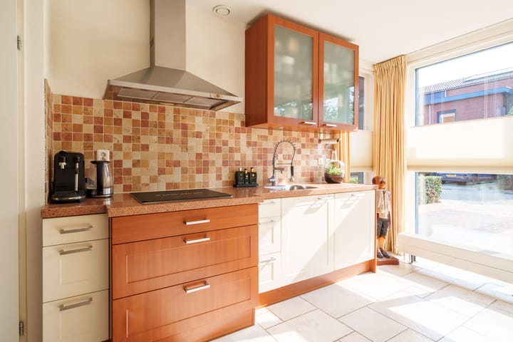 Tussenwoning te koop: Klimtstraat 3, Almere