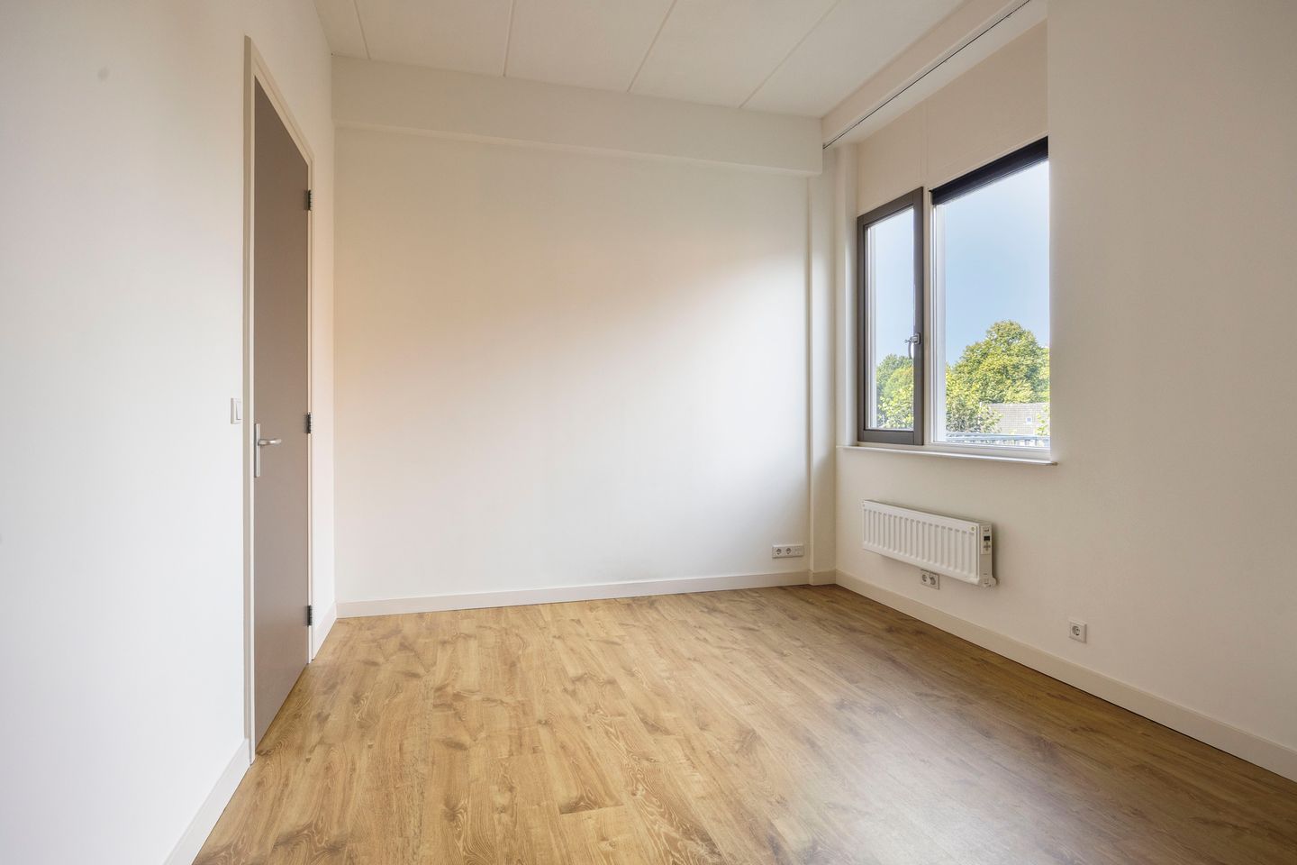 Photo 10 of Aambeeld 24-C