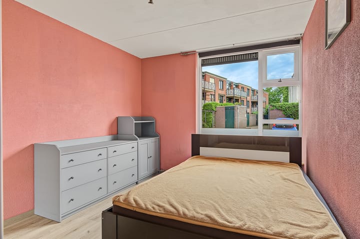 Appartement te koop: Van Boetzelaerlaan 52, Hoogland