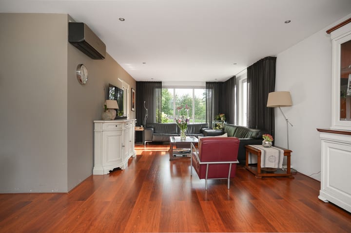 Vrijstaande woning te koop: Lindenlaan 3, Alphen (Ge)