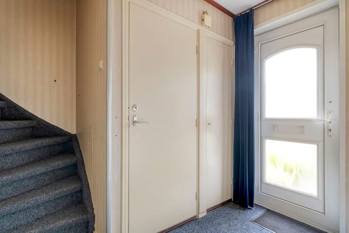 Twee-onder-één-kap te koop: Wolter ter Haarstraat 4, Balkbrug