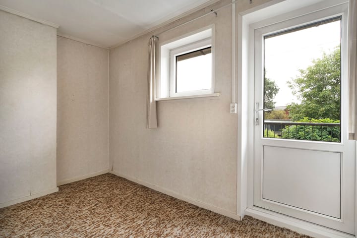 Twee-onder-één-kap te koop: Wolter ter Haarstraat 4, Balkbrug