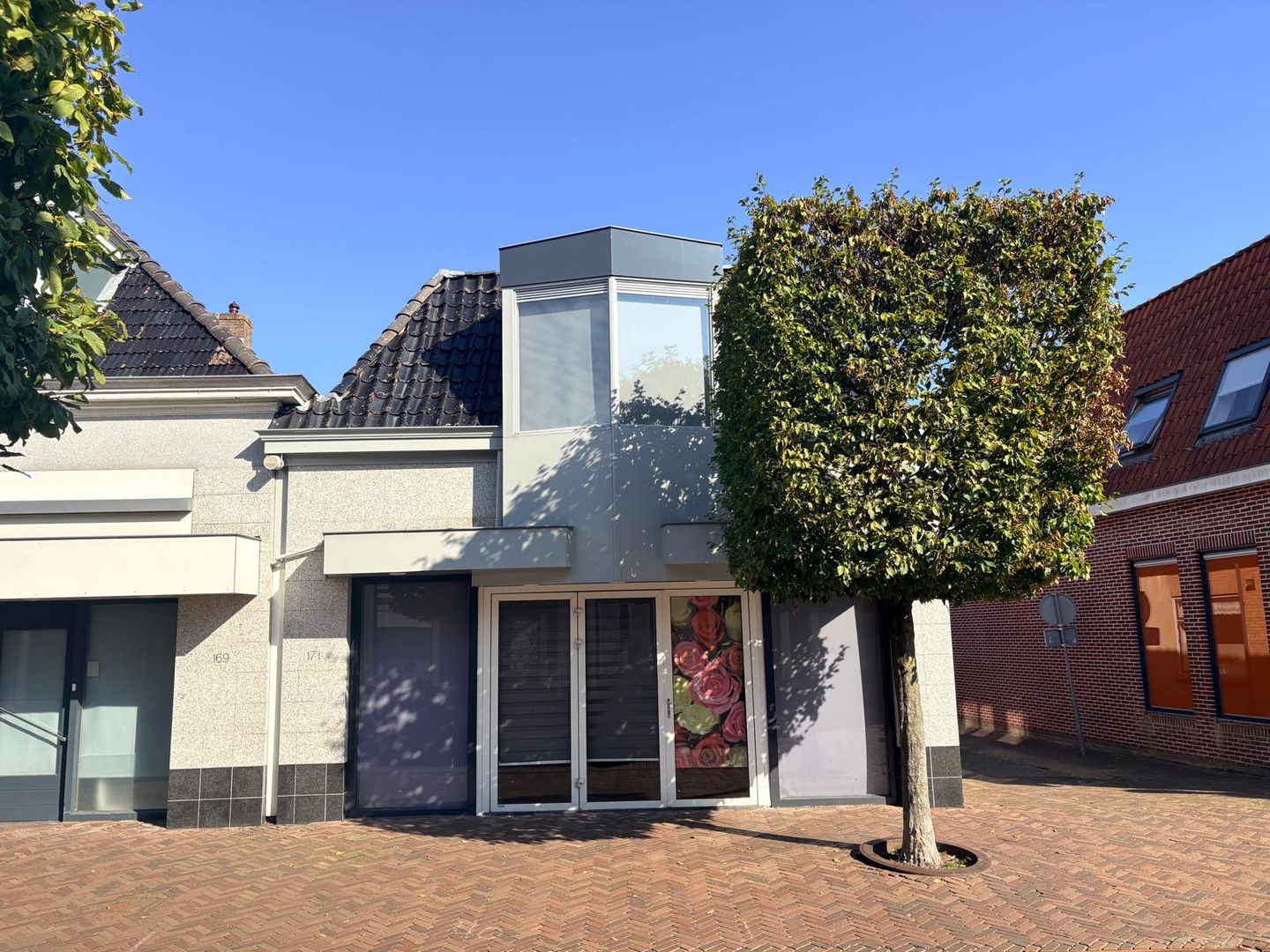 View photo 3 of Midstraat 171