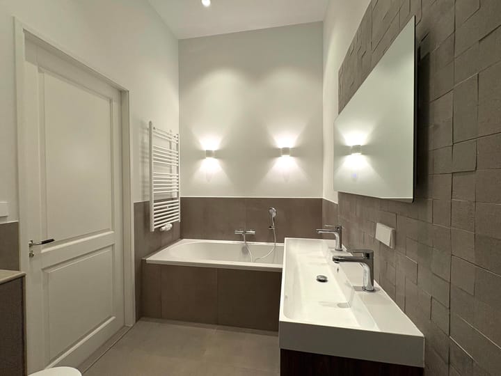 Appartement te huur: Henri Polaklaan 13B2, Amsterdam