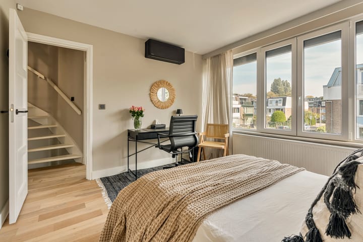 Hoekwoning te koop: Jan van Avesneslaan 1, Amstelveen