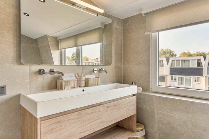 Hoekwoning te koop: Jan van Avesneslaan 1, Amstelveen