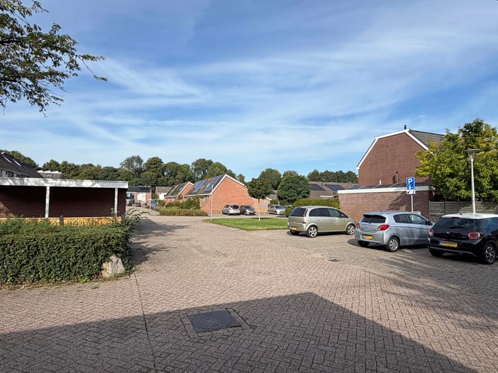 Hoekwoning te koop: van Echtenlaan 27, Coevorden