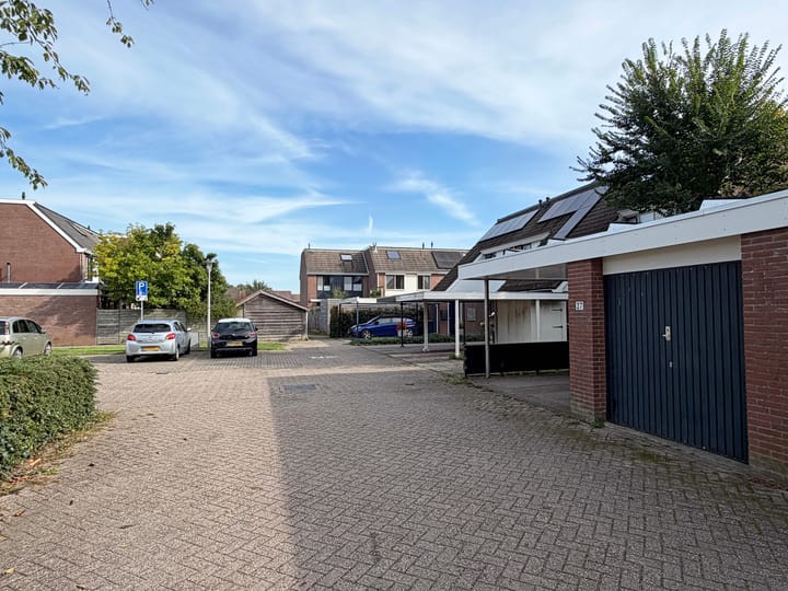 Hoekwoning te koop: van Echtenlaan 27, Coevorden