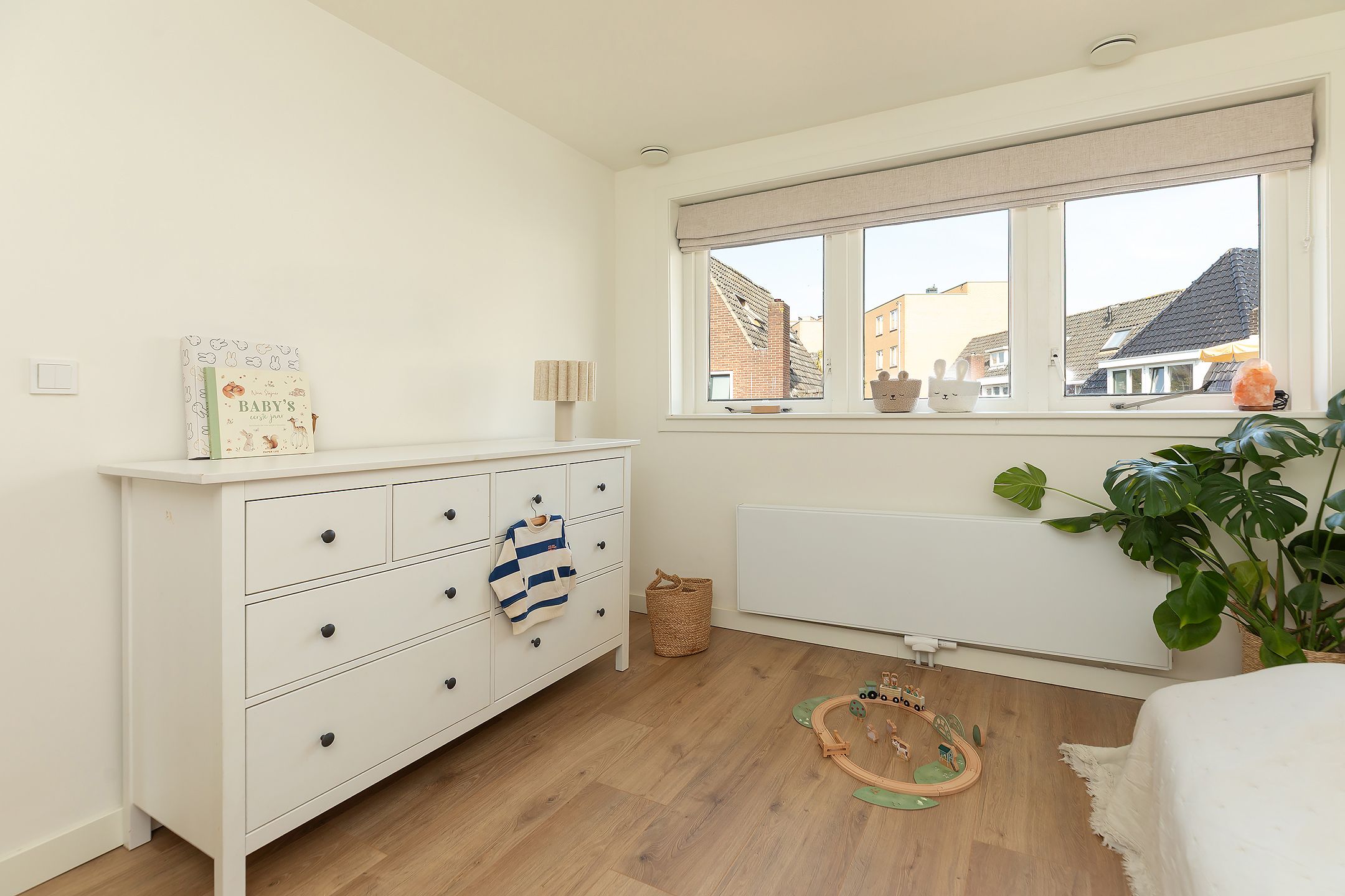 Photo 27 of Prins Bernhardstraat 35