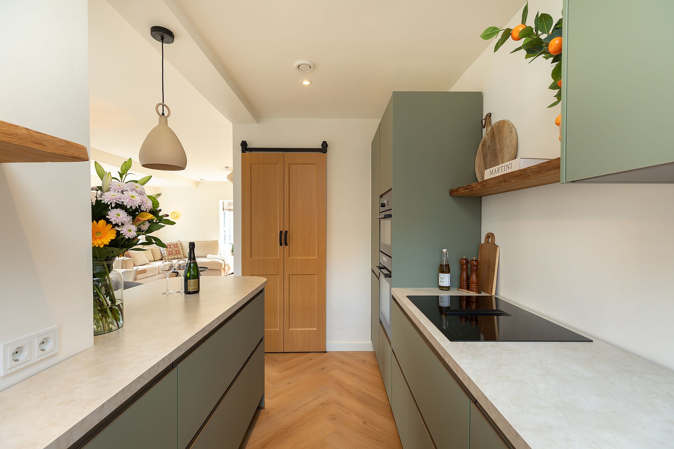 Photo 18 of Prins Bernhardstraat 35