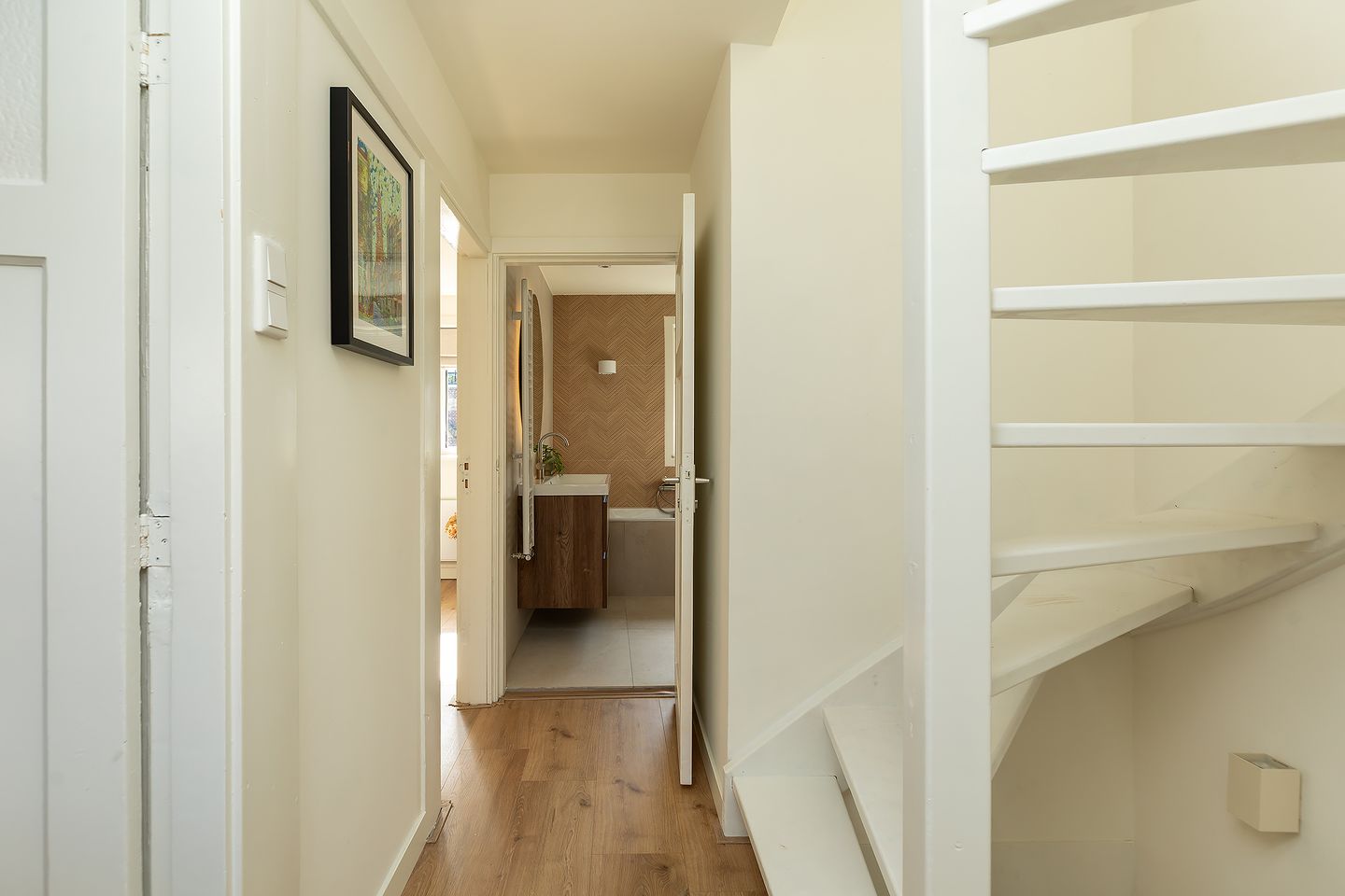 Photo 19 of Prins Bernhardstraat 35