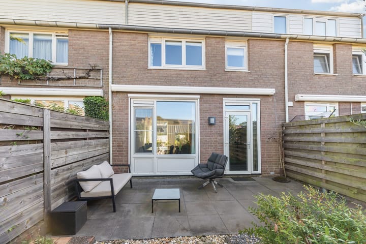 Tussenwoning te koop: Noortberghmoeren 77, Breda