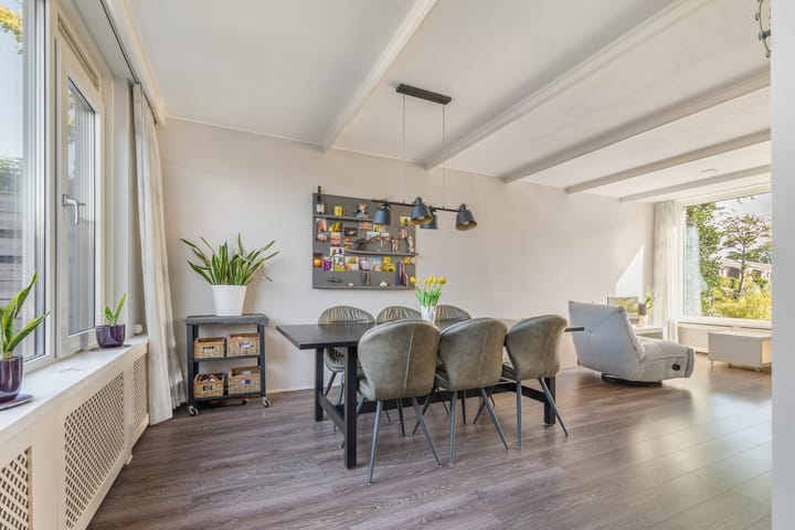 Tussenwoning te koop: Noortberghmoeren 77, Breda