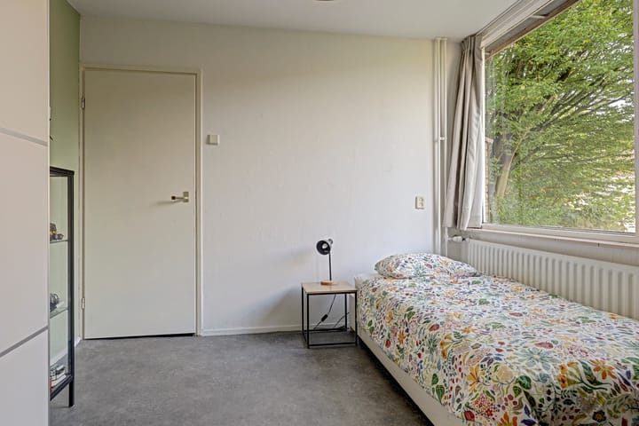 Tussenwoning te koop: grevelingen 64, Alphen Aan Den Rijn