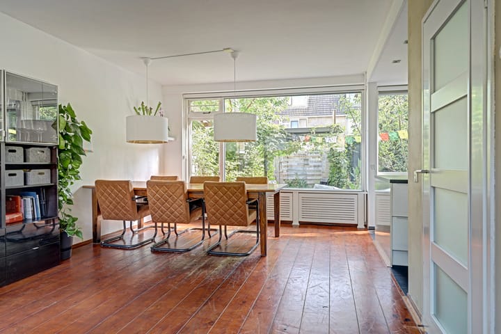 Tussenwoning te koop: grevelingen 64, Alphen Aan Den Rijn