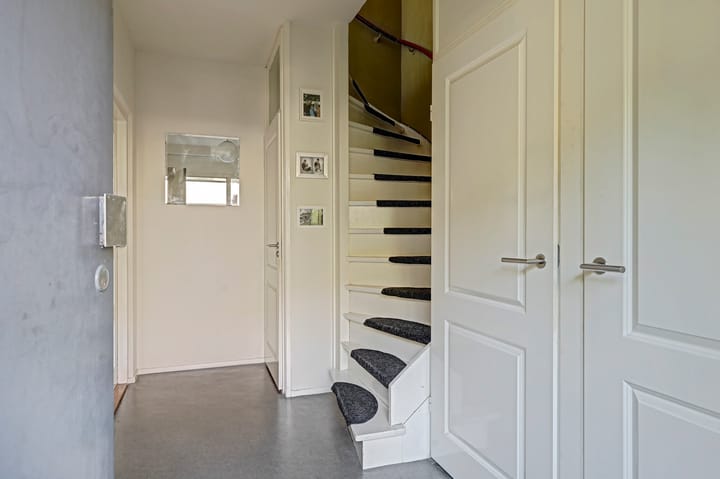 Tussenwoning te koop: grevelingen 64, Alphen Aan Den Rijn