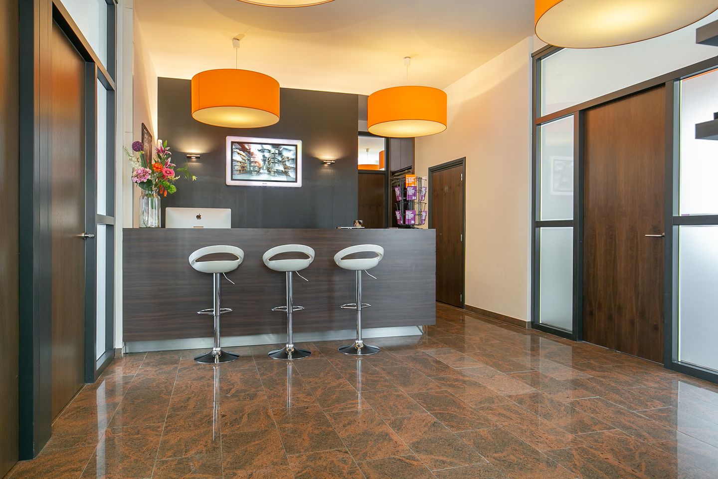 Bekijk foto 3 van Monseigneur van Oorschotstraat 1