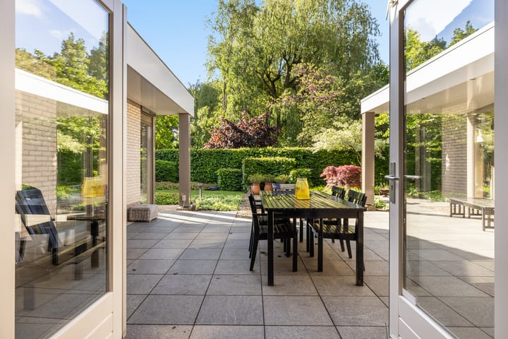 Vrijstaande woning te koop: Suite 18, Zwijndrecht
