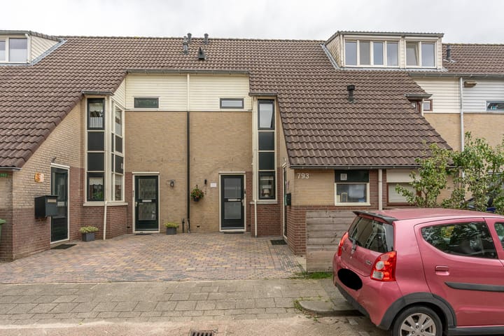 Tussenwoning te koop: Zwanenkamp 793, Maarssen
