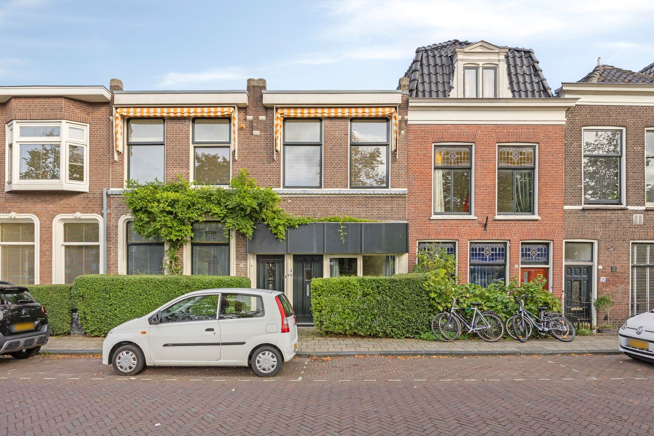 Haarlemmerweg 25 