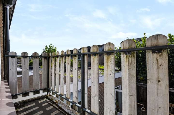 Tussenwoning te koop: Boerhaavelaan 75, Eerbeek
