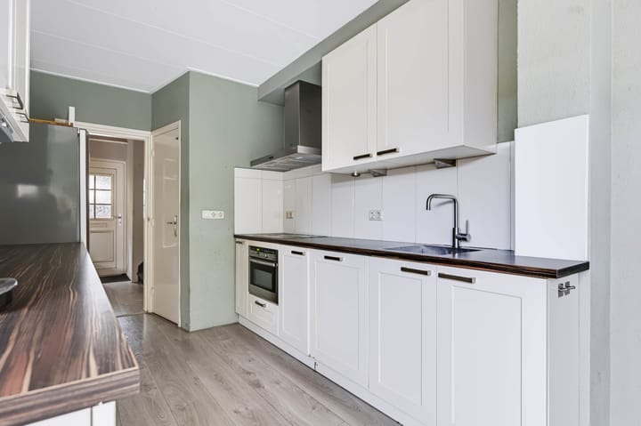 Tussenwoning te koop: Boerhaavelaan 75, Eerbeek