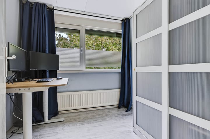 Tussenwoning te koop: Boerhaavelaan 75, Eerbeek
