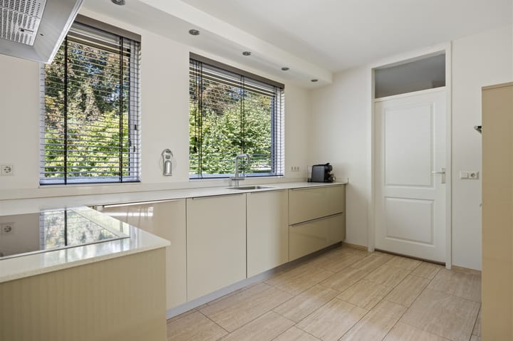 Tussenwoning te koop: De Marne 8, Drunen