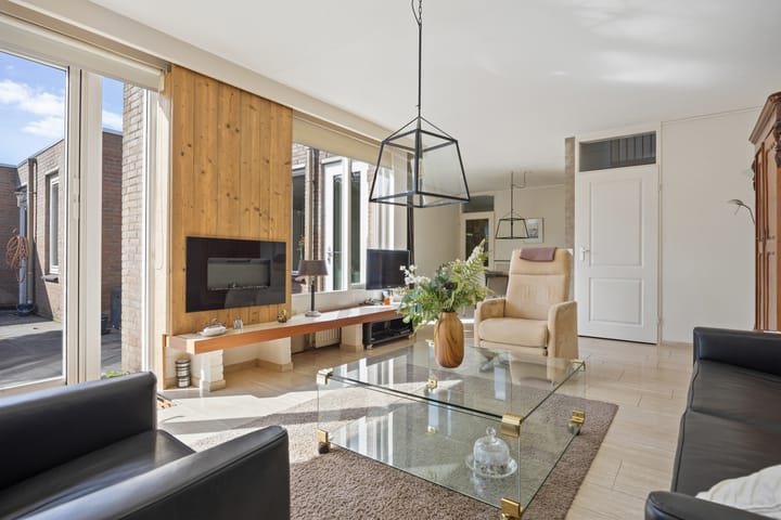 Tussenwoning te koop: De Marne 8, Drunen