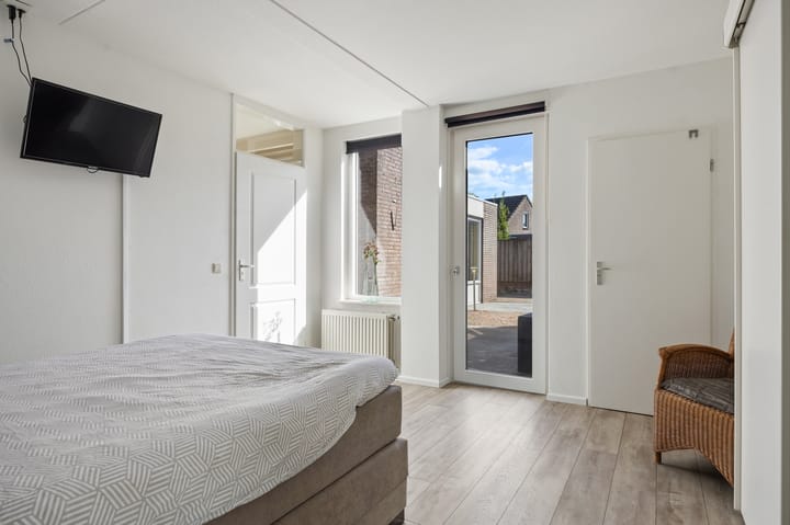 Tussenwoning te koop: De Marne 8, Drunen