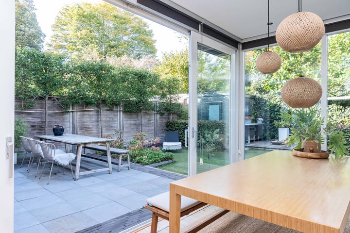 Hoekwoning te koop: Burgemeester Suijsstraat 51, Tilburg